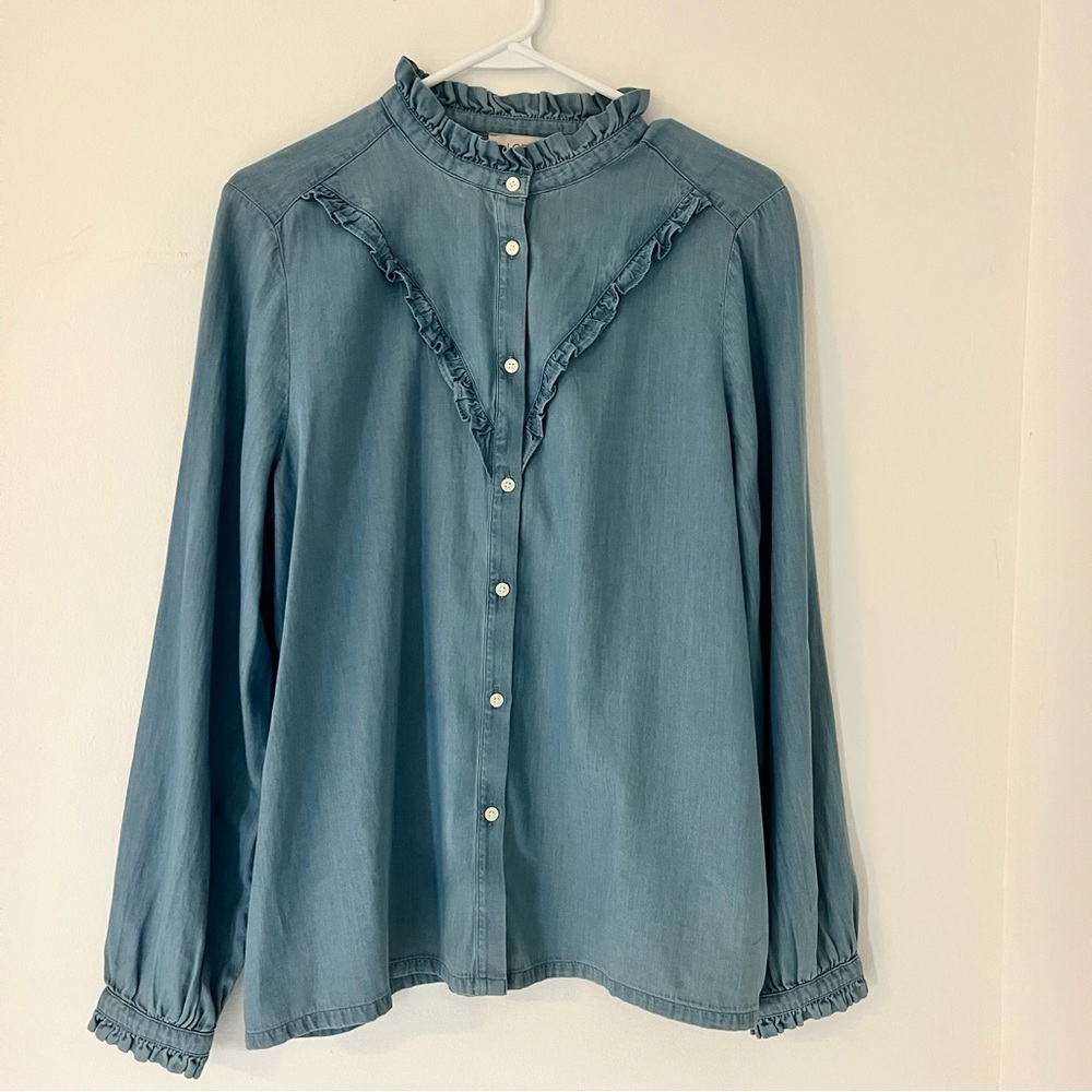 Women's Ruffled Chambray Shirt